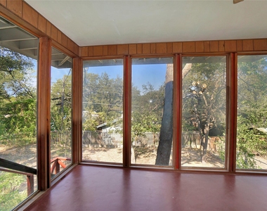 1806 Alta Vista Ave - Photo Thumbnail 12