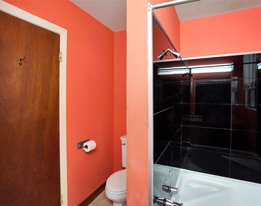 1806 Alta Vista Ave - Photo Thumbnail 30