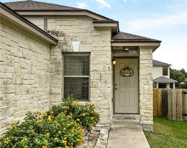 2322 Kuykendall Dr - Photo Thumbnail 3