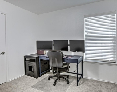 2322 Kuykendall Dr - Photo Thumbnail 21