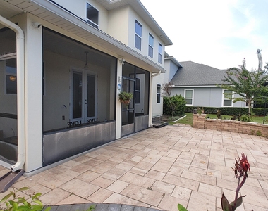 127 Rockcreek Drive - Photo Thumbnail 9