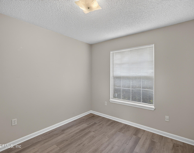 8519 Blazing Star Court - Photo Thumbnail 23