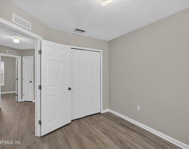 8519 Blazing Star Court - Photo Thumbnail 24
