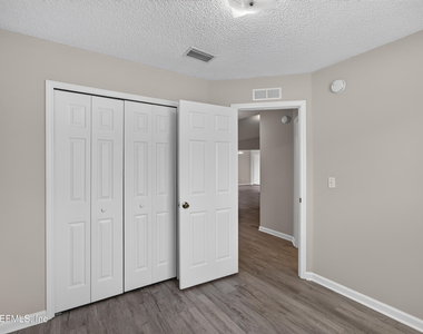 8519 Blazing Star Court - Photo Thumbnail 21