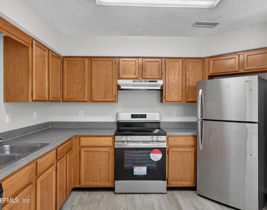 8519 Blazing Star Court - Photo Thumbnail 9