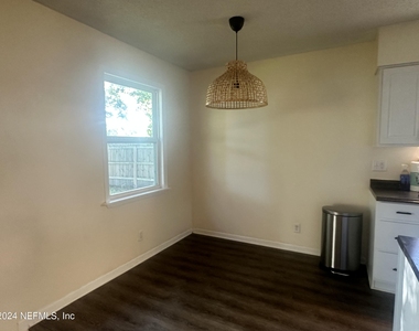 11461 Cypress Bend Court - Photo Thumbnail 6