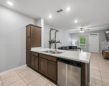 86440 Mainline Road - Photo Thumbnail 7