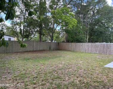 7866 Georgia Jack Drive N - Photo Thumbnail 12