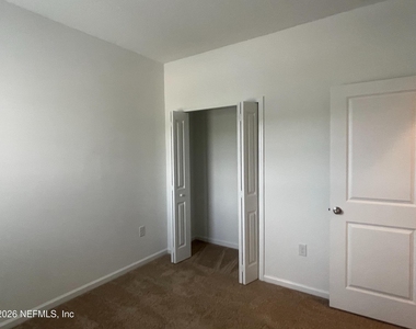 40 Pinebury Lane - Photo Thumbnail 9