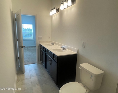 40 Pinebury Lane - Photo Thumbnail 8
