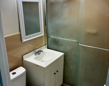 1040 Brandywine Street - Photo Thumbnail 6