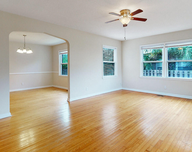 1274 Belmont Terrace - Photo Thumbnail 3