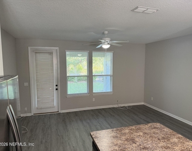4220 Plantation Oaks Boulevard - Photo Thumbnail 3
