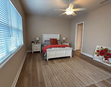 134 Hidden Palms Lane - Photo Thumbnail 11