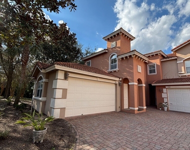 134 Hidden Palms Lane - Photo Thumbnail 2