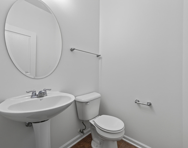 220 Laurel Avenue - Photo Thumbnail 11