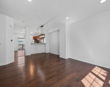 220 Laurel Avenue - Photo Thumbnail 2