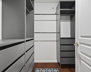 220 Laurel Avenue - Photo Thumbnail 14