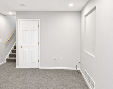 3131 Saganashkee Lane - Photo Thumbnail 13