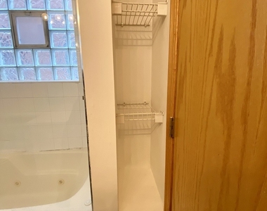 4233 N Kenmore Avenue - Photo Thumbnail 19