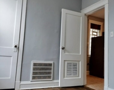 6719 S Sangamon Street - Photo Thumbnail 7