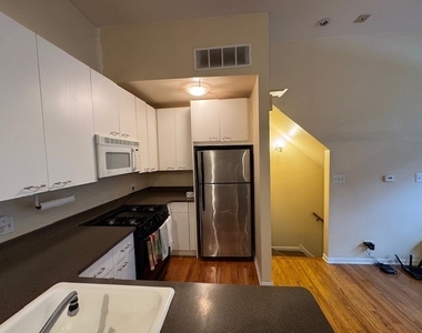 616 N Paulina Street - Photo Thumbnail 10