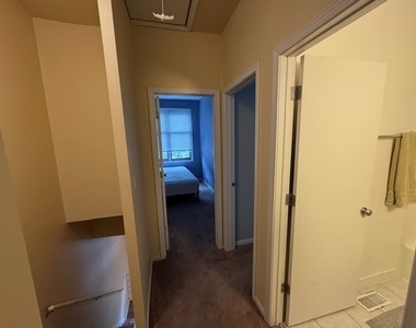 616 N Paulina Street - Photo Thumbnail 13