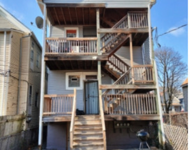 6719 S Sangamon Street - Photo Thumbnail 1