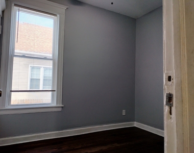 6719 S Sangamon Street - Photo Thumbnail 7