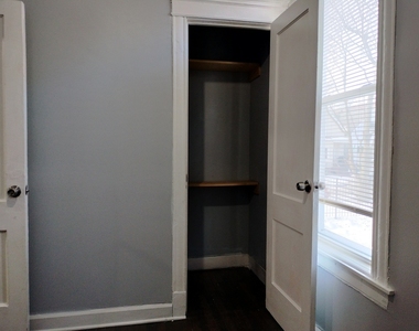 6719 S Sangamon Street - Photo Thumbnail 9