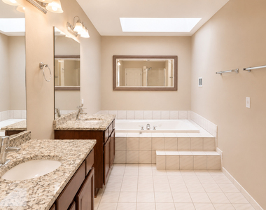 34191 N Horseshoe Lane - Photo Thumbnail 13