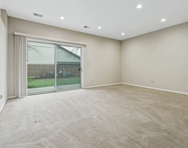 1665 Commodore Court - Photo Thumbnail 5