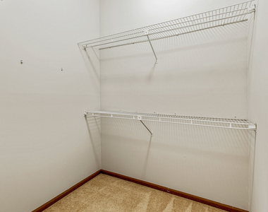 1665 Commodore Court - Photo Thumbnail 21