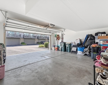 30w023 Brayman Court - Photo Thumbnail 31