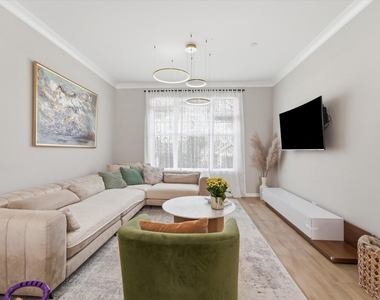 30w023 Brayman Court - Photo Thumbnail 2