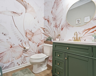 30w023 Brayman Court - Photo Thumbnail 19