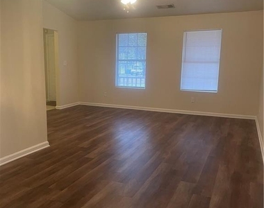 4957 N Redan Circle - Photo Thumbnail 1