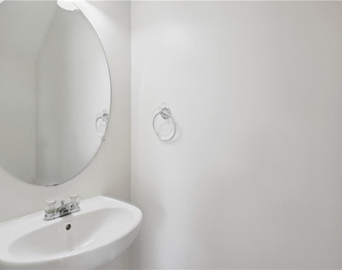 276 Hiawassee Drive - Photo Thumbnail 7
