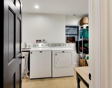1840 N Bissell Street - Photo Thumbnail 10
