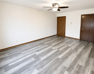 6360 Washington Street - Photo Thumbnail 2