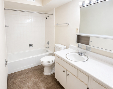 6360 Washington Street - Photo Thumbnail 4