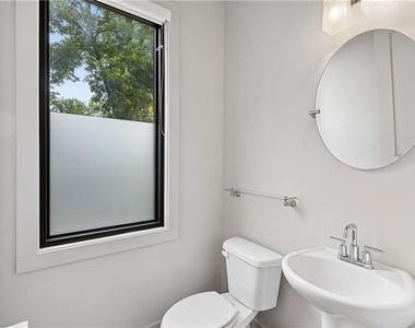 102 City View Court Ne - Photo Thumbnail 14