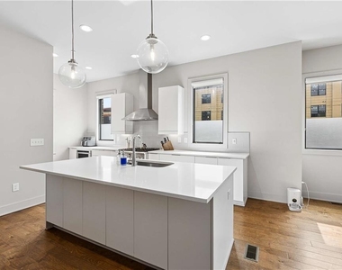 102 City View Court Ne - Photo Thumbnail 9