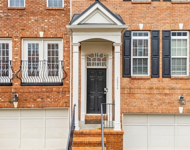 2844 Loftview Square - Photo Thumbnail 2