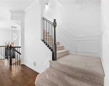 2844 Loftview Square - Photo Thumbnail 18