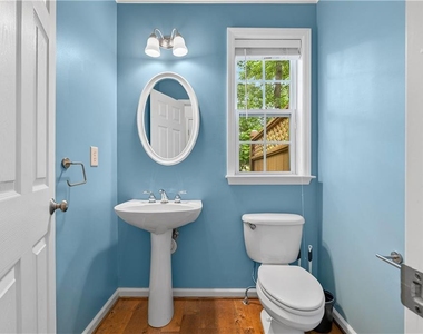 2844 Loftview Square - Photo Thumbnail 16