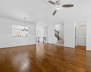 2844 Loftview Square - Photo Thumbnail 8