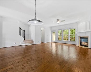 2844 Loftview Square - Photo Thumbnail 7