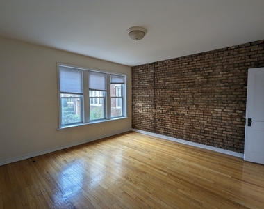 3040 W Wellington Street - Photo Thumbnail 2