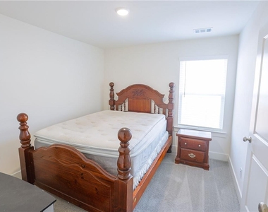 7724 Baron Road - Photo Thumbnail 13